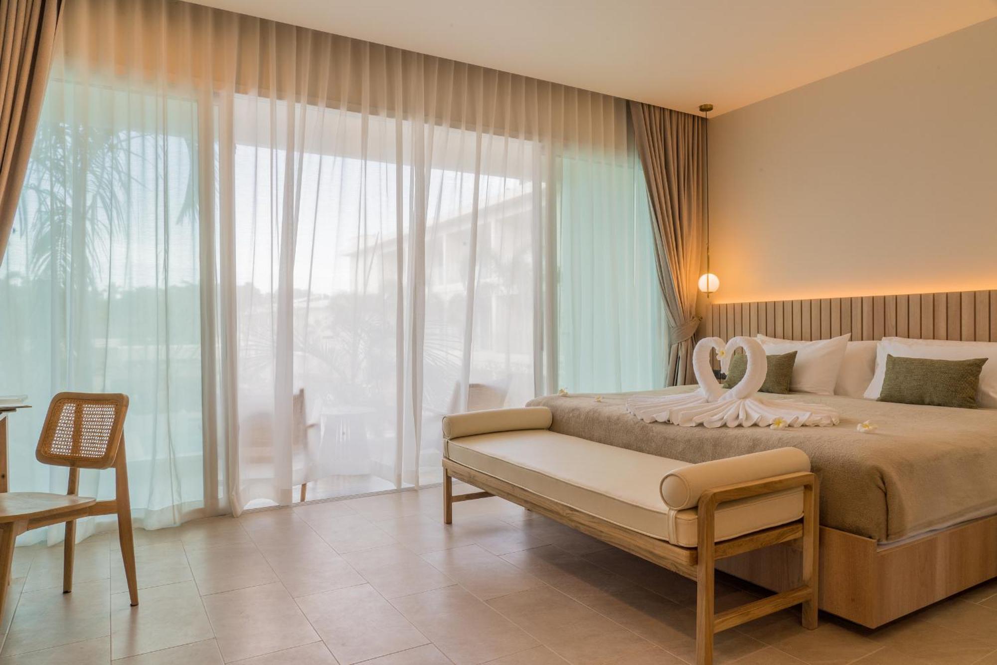Niranapa Boutique Resort Bãi biển Kata Ngoại thất bức ảnh