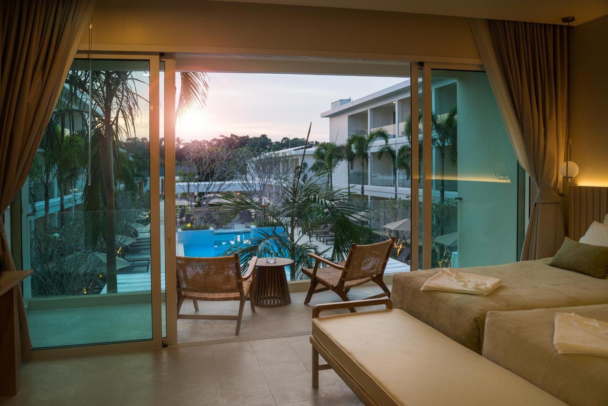 Niranapa Boutique Resort Bãi biển Kata Ngoại thất bức ảnh