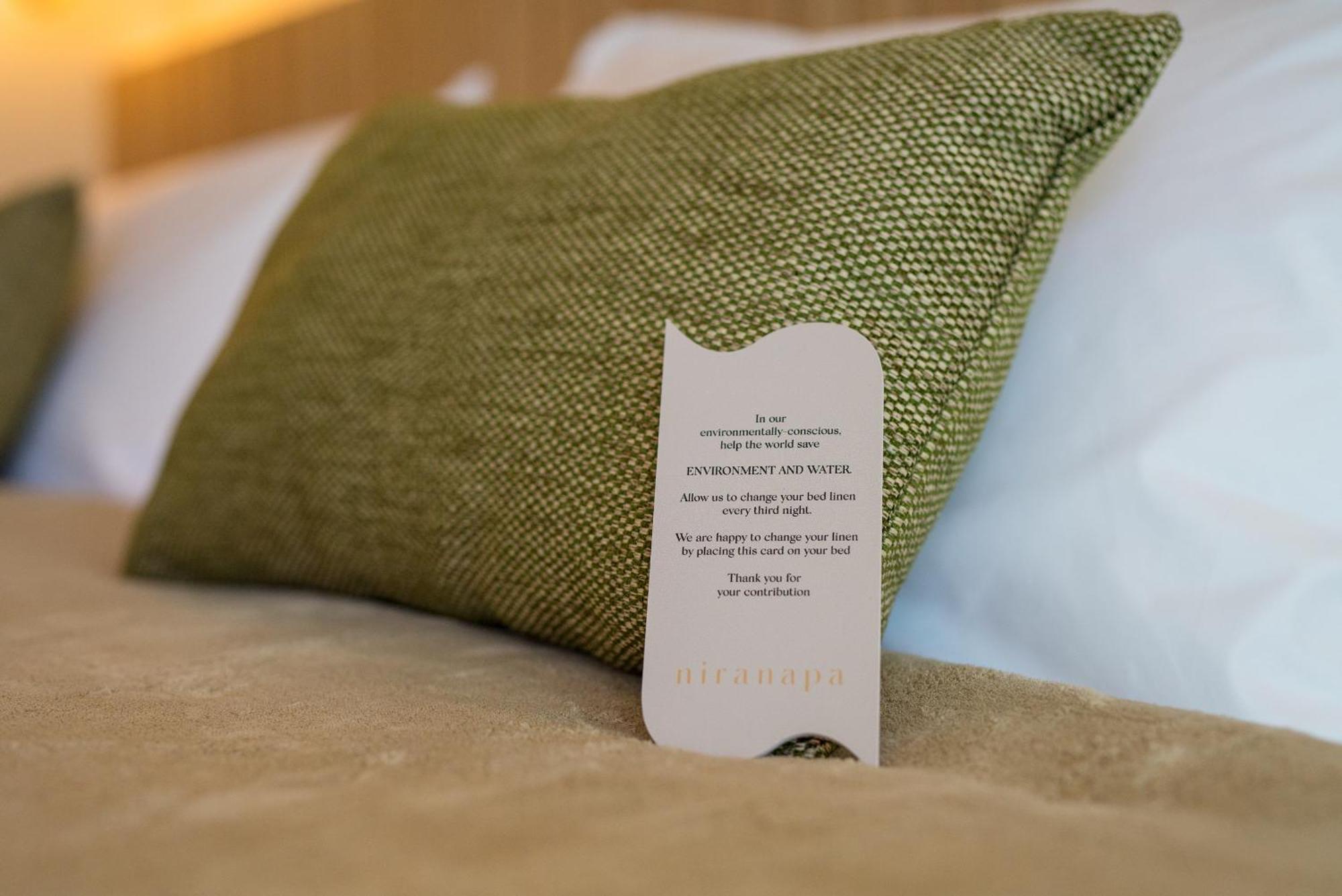 Niranapa Boutique Resort Bãi biển Kata Ngoại thất bức ảnh