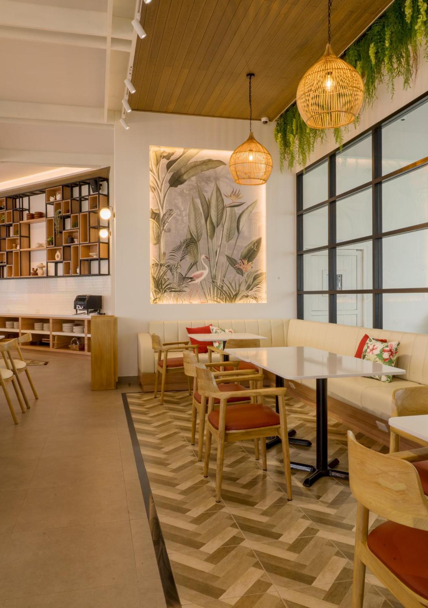 Niranapa Boutique Resort Bãi biển Kata Ngoại thất bức ảnh