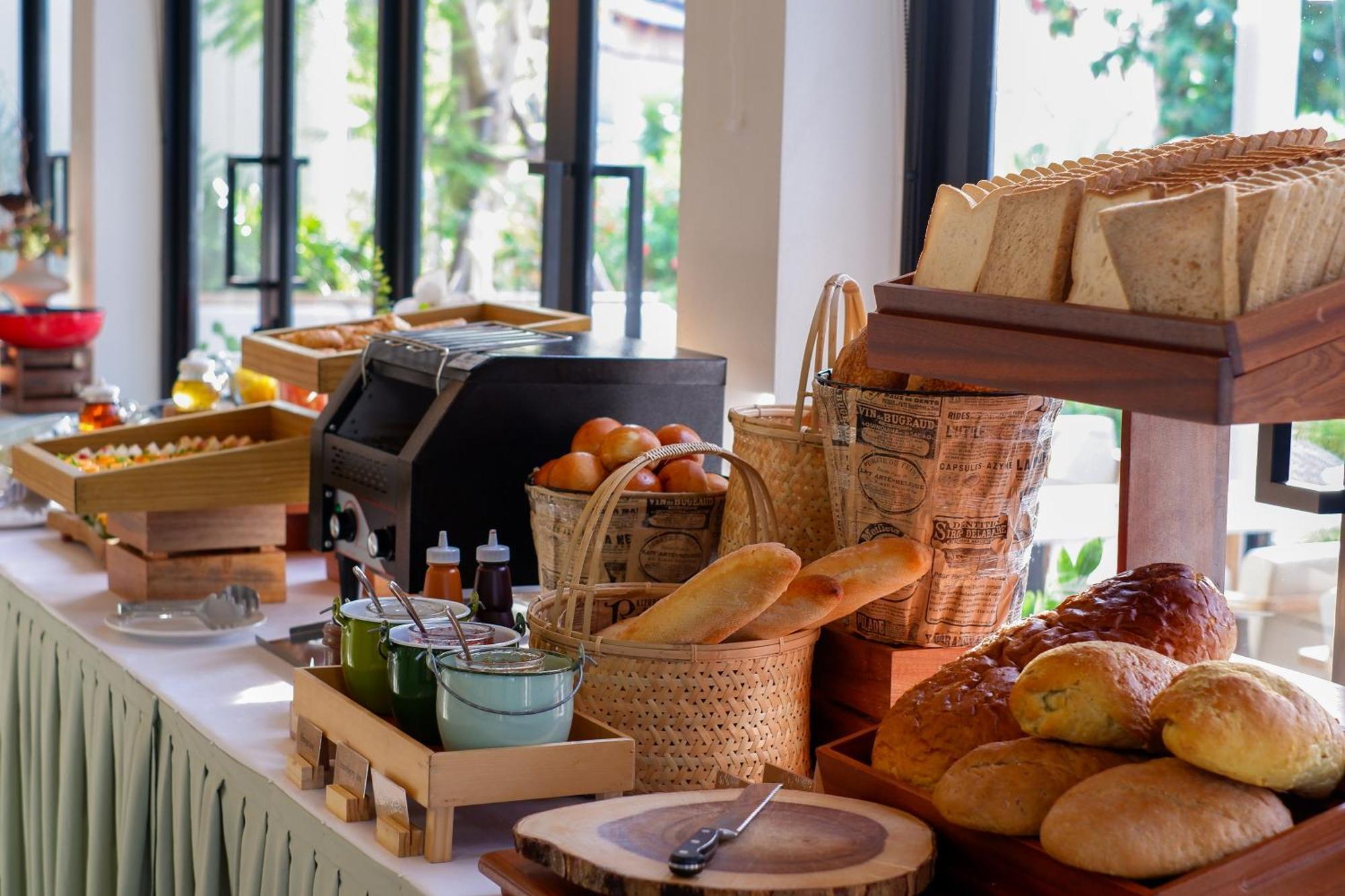 Niranapa Boutique Resort Bãi biển Kata Ngoại thất bức ảnh